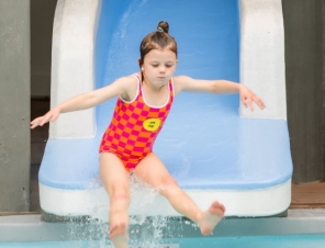 family pool 3